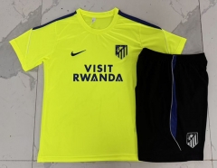 26-27 Atletico Madrid Fluorescent GreenShort-sleeved Thailand Soccer Tracksuit-815