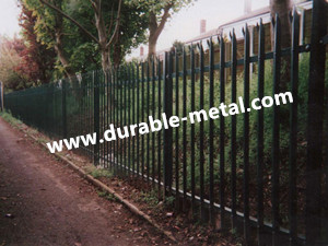 Bespoke Palisade Fence