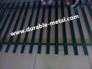 How to Ship and Pack Steel Palisade Fence for International Trade?