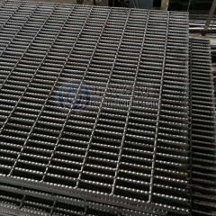 Hot Galvanized Serrated Tooth Bar Steel Grating 1m x 6m for Industry Platform Floor Walkways