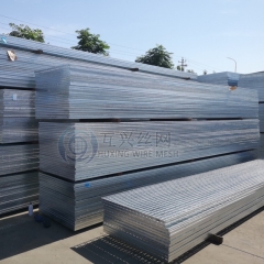 Hot Galvanized Serrated Tooth Bar Steel Grating 1m x 6m for Industry Platform Floor Walkways