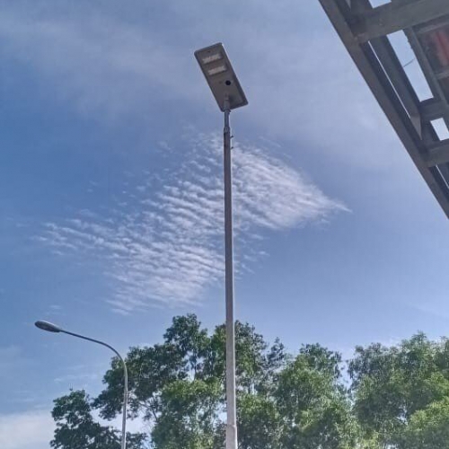 PENEL Integrated Solar Streetlights were replacing the old lamps in Indonesia in 2023.