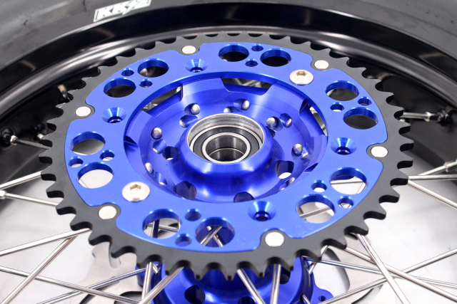 KKE 3.5/4.25*17 Supermoto Wheels Set CST Tire Fit SUZUKI DRZ400 DRZ400S DRZ400E Blue Hub