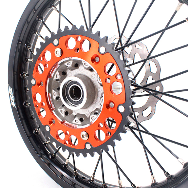KKE 21/18 Enduro Casting Wheels Set Compatible with KTM EXC 125 530 2003-2022 Silver Hub Black Spoke