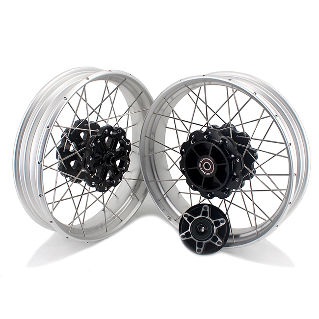 VMX 3.0*17"/3.5*17" Tubeless Wheels fit Husqvarna 401 2020-2021  Black Hub Silver Rim