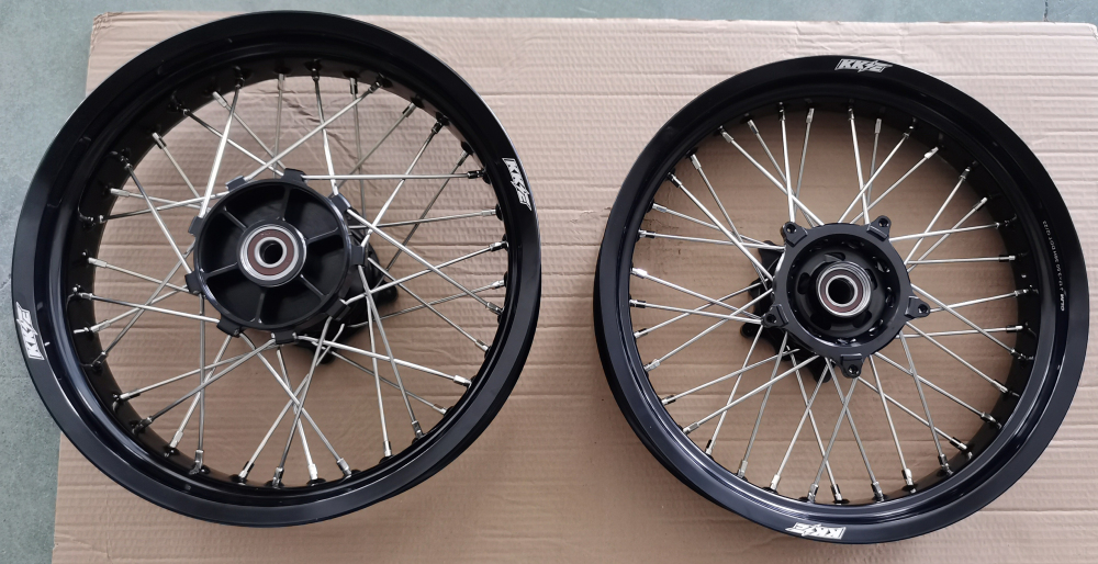 for Tenere 700 -- KKE Wheels Compatible with Yamaha Tenere 700 2019 - 2025 Silver Nuts 3.5*17" / 4.25*17"