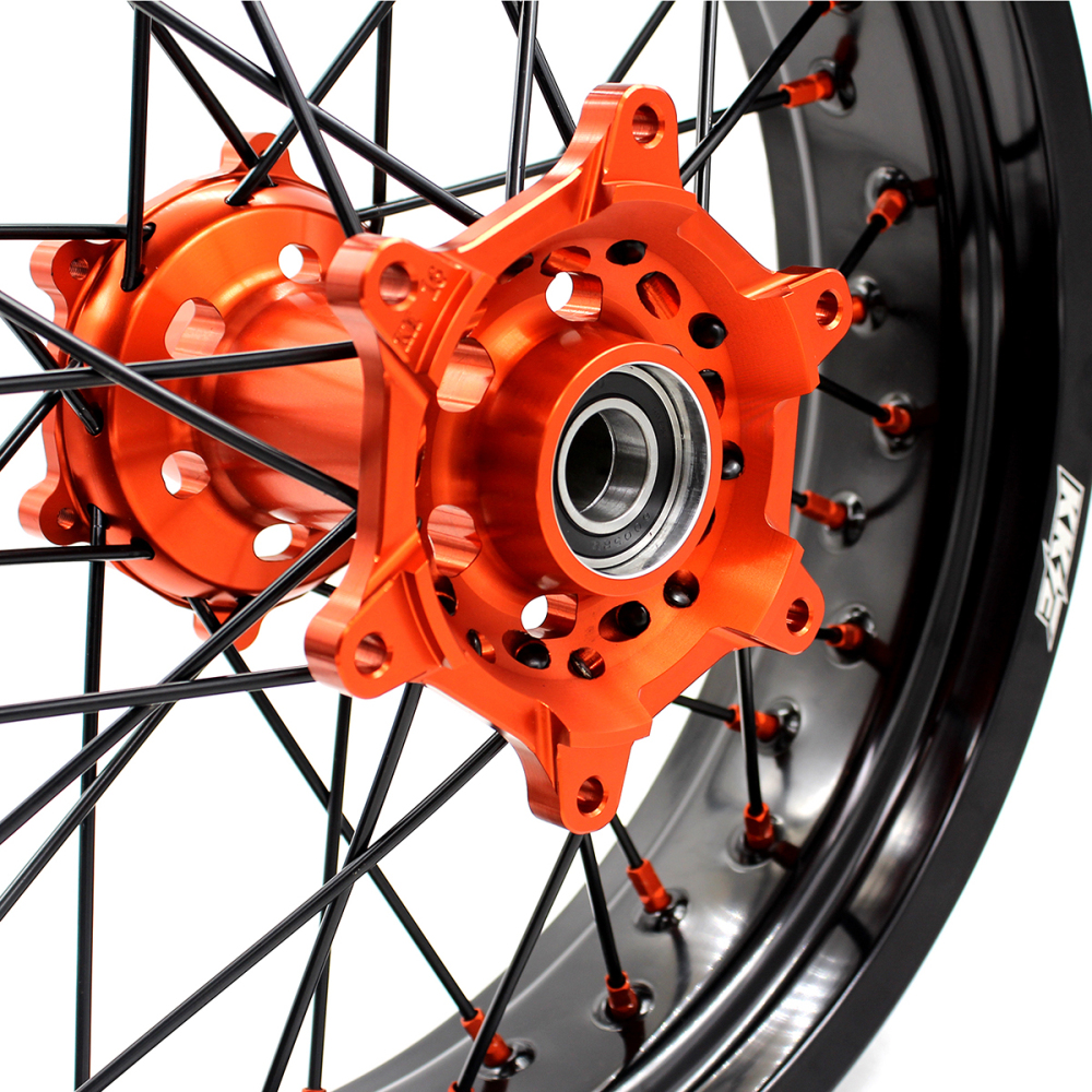 for KTM 125-530CC-KKE 17" Supermoto Wheels for KTM 125-530CC XCW EXC EXCW 2000-2025 / Husqvarna TE TC FE FC 125cc-501cc 2014-2024 CNC Orange Hub/Black Spoke
