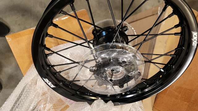 KKE 19/16 Kid's Dirt Bike Wheels Rims Compatible with  KTM 85 SX 2025 / Husqvarna TC 85 2025 / Gas Gas MC 85 Black Hub