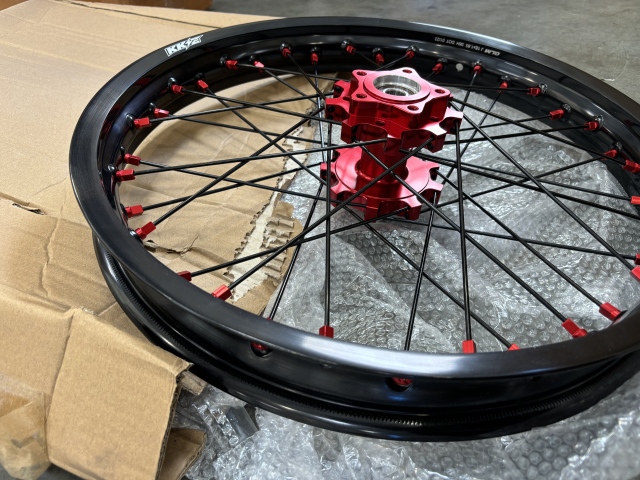 Returned Wheels for Sur-Ron Light Bee-X 2019-2024 ---KKE 1.6*21" & 1.85*18" Electric Dirt Bike Wheels Rims Red