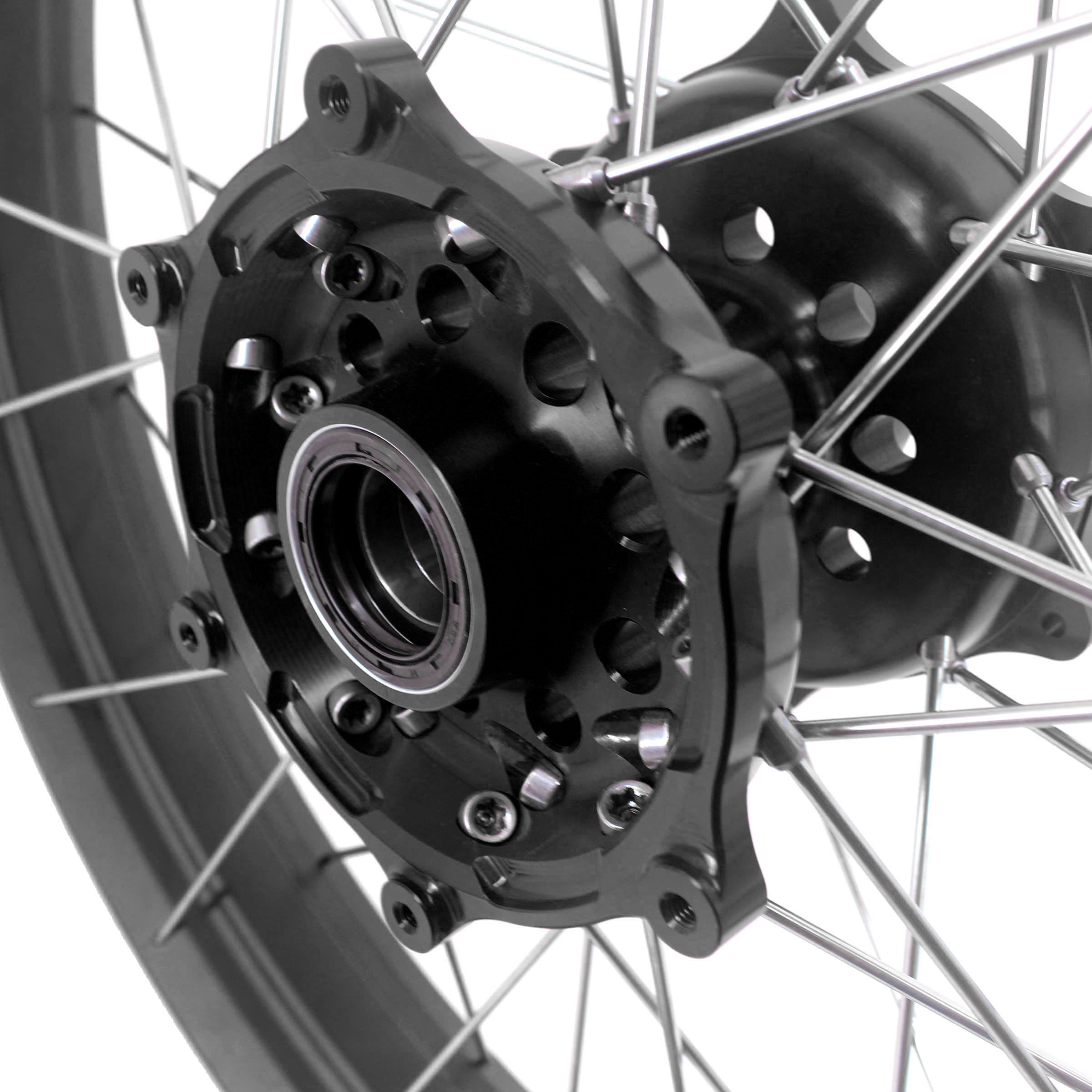 for KTM 1290 / 1090 / 890 / 790 --VMX 21/18 Tubeless Wheels for KTM 1090 Adventure R 2017-2019 / KTM 1290 Adventure 2017-2020
