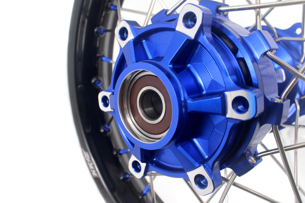 for Tenere 700 -- KKE Wheels Compatible with Yamaha Tenere 700 2019 - 2025 Blue Nuts 1.85*21"/2.5*18"