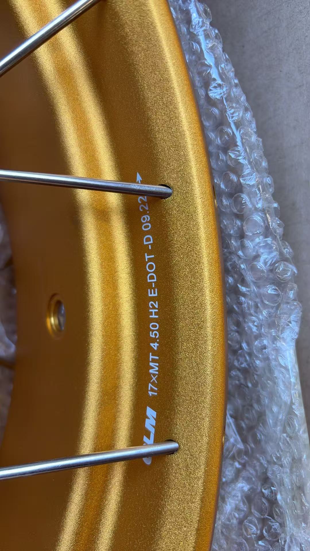 New-Other Wheels for BMW R1200GS ADV 13 - 20 / R1250GS 19 - 2025 VMX 3.0*19"/4.5*17" Tubeless Rims CNC Black Hubs Gold Rim