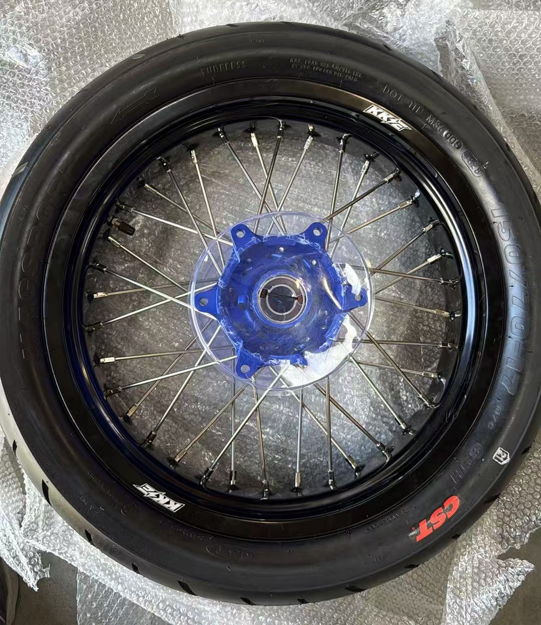 Returned Wheels fit KTM EXC SX XC 2003-2026 Husqvarna  TE / TC / FE / FC / FX   2014-2026 -- KKE 3.5/4.25 Motorcycle Supermoto Wheels with CST Tire CNC Blue Hub