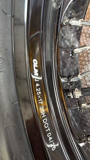 Returned Wheels fit SUZUKI DRZ400 DRZ400E DRZ400S -- KKE 3.5/4.25*17 Supermoto Wheels Rims Set  with CST Tire Gold Hub