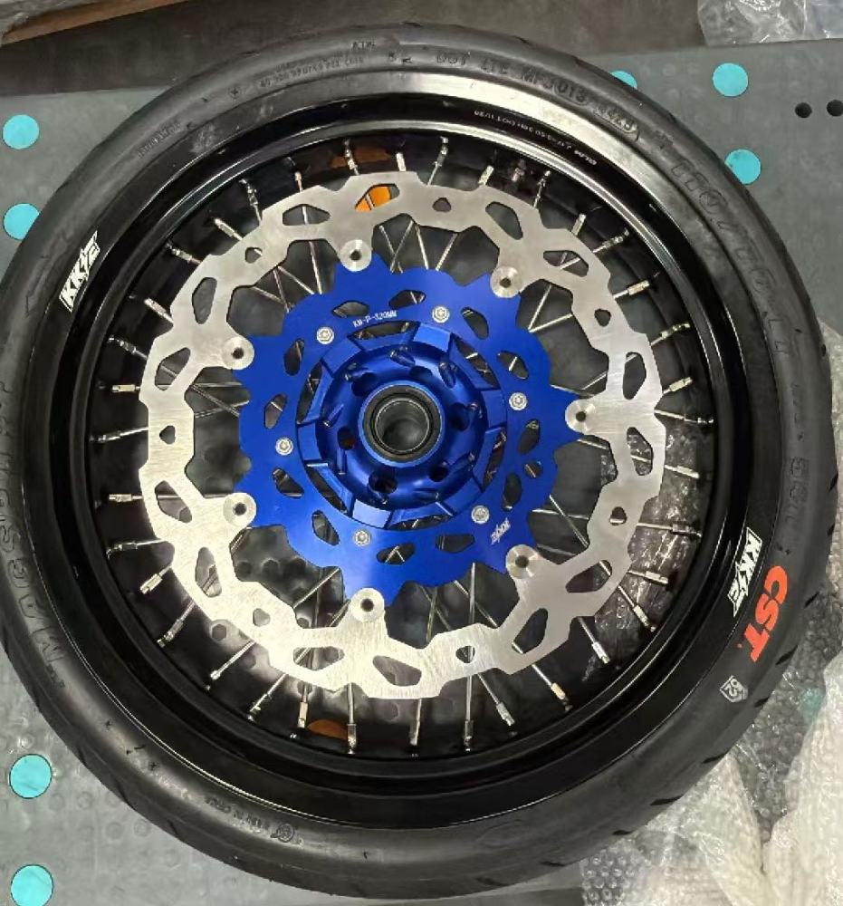 Returned Wheels fit KTM EXC SX XC 2003-2026 Husqvarna  TE / TC / FE / FC / FX   2014-2026 -- KKE 3.5/4.25 Motorcycle Supermoto Wheels with CST Tire CNC Blue Hub
