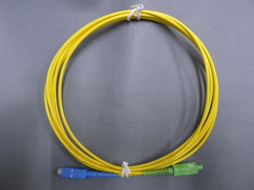 3 meters length optical fiber jumper SC/PC-SC/APC or SC/APC-SC/UPC Connector single model 1 core of 3mm diameter