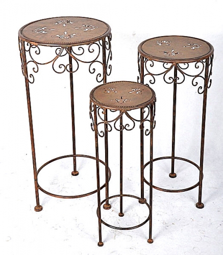 Set of 3 Rustic Metal Plant Floor Standing Flower Holder