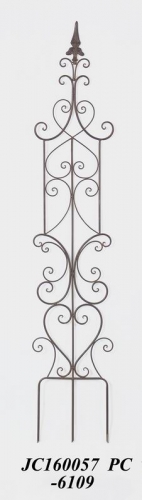 Decorative Wrought Iron Garden Stake Fence