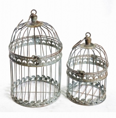 Set of 2 Metal Hanging Flower Cage in Antique White finish