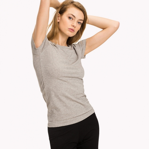 Women's slim fit base O-neck T-shirt