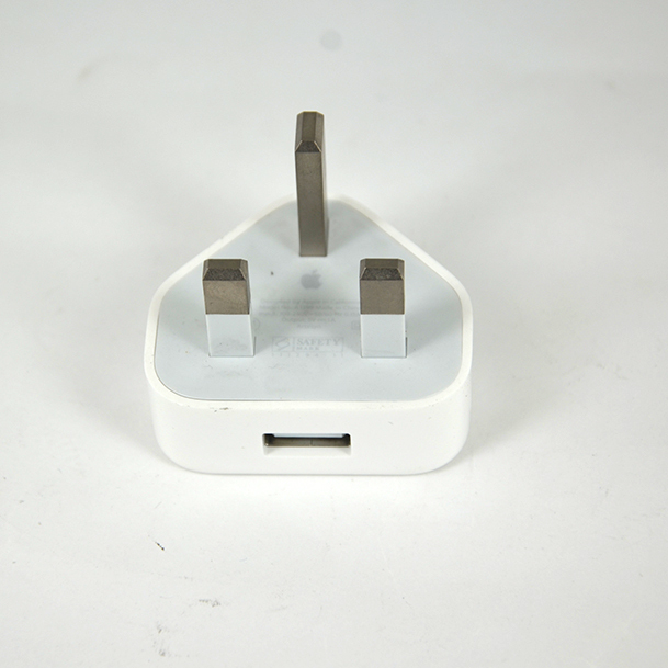 Apple iPhone,iPod UK Version Wall Power Charger