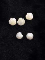 50pcs 6mm 8mm 10mm handmade genuine MOP shell gergous Mother of Pearl Flower Carved White Rose Caboc