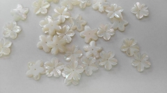 free ship-- 50pcs 10 12 15mm Genuine white MOP Shell ,Pearl Shell filigree florial snow flake flower petal Carved beads