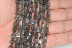 7x6-10x7mm Grey Labradorite Gemstone Triangle Nugget Loose Beads 14-15 inch Full Strand (90184967-898)