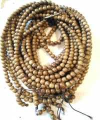 108PCS Natural kalimantan Soil Agarwood Aquilaria Brown Prayer Buddha Mala Meditation Beads Round Loose Beads Bracelet 6\8mm