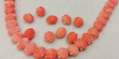 30pcs Sector conch shell beads 15- 30mm Oranger Red flower fililgree carved pendant -earrings drum barrel pendants strand 16&quot;