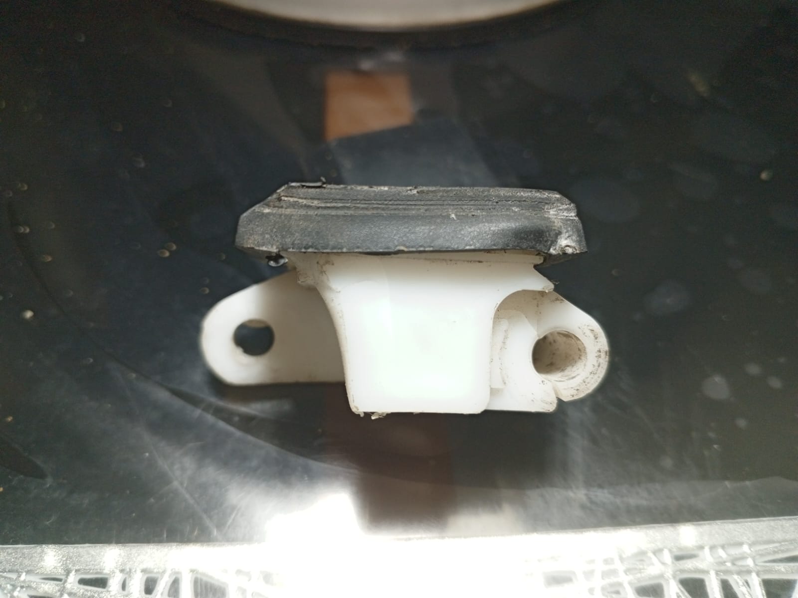 Conveyor chain spare part for glass edging machine fast the black cap in 4 holes chain