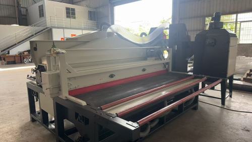 Horizontal glass sand blasting machine