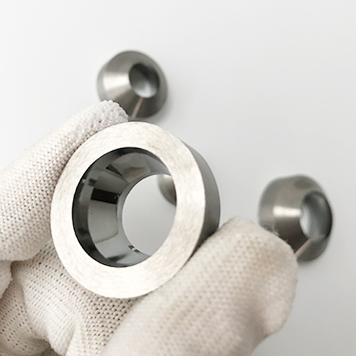 Cemented carbide scalpels die