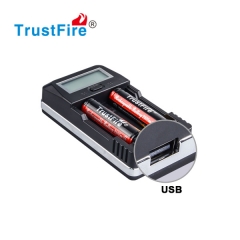 TrustFire TR-011 US/EU Plug Digital Intelligent LCD Display Battery Charger with USB Charging Port