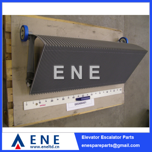 DEE4004421 Escalator Step