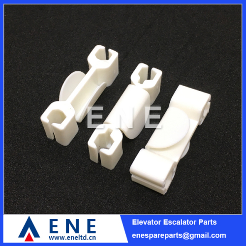 KM997109H01 Elevator Door Shoe Slider