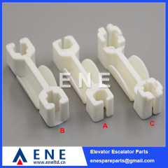 KM997109H01 Elevator Door Shoe Slider