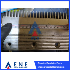 Escalator Comb Middle X26032398