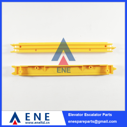 L48034050B Escalator Step Demarcation