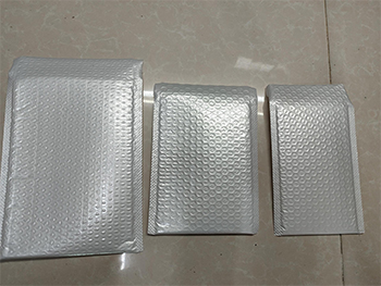 Padded Envelopes  (all plastic) Packaging