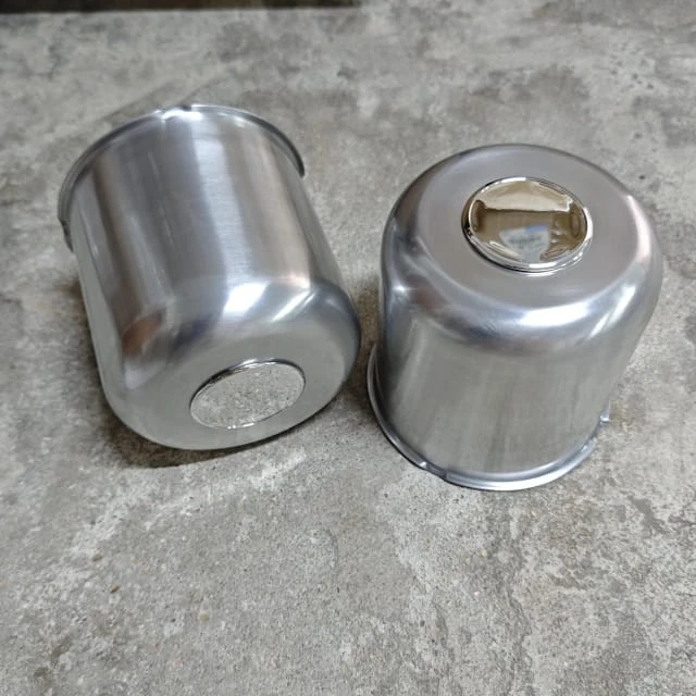 5.12in Polished Aluminum Trailer Push Through Center Caps Painted Clear Coat 