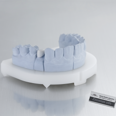 CAD-CAM zirconia core