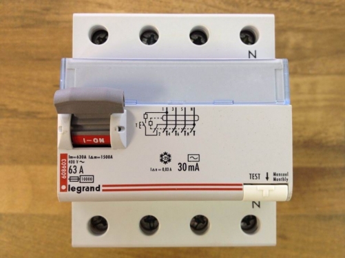 Legrand Legrand 608603 electromagnetic leakage circuit breaker 30MA 400V 4P63A original authentic