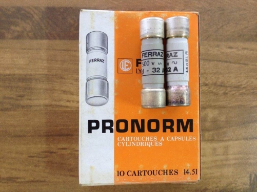 The French C63211 500V 32A 14X51 FERRAZ Rowland faray fuse fuse