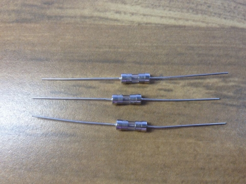 3121500100 125V 3.6X10MM 5A pin glass fuse