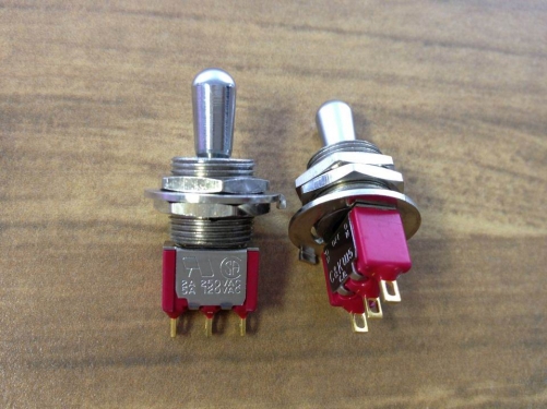 The original C & K U15 C.R. toggle switch with self SA.PART#U15T1PZG8E gold plated pins