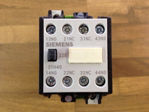 Original SIEMENS 22-1XF4 3TH40 DC contactor type relay 2NO+NC 22E DC110V