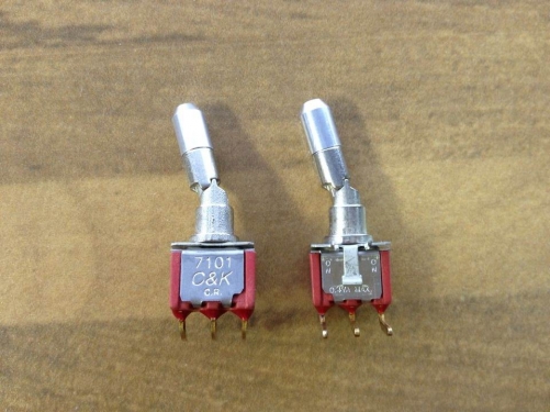 The United States C.R. 7101 C & K with self-locking toggle switch 0.4VA NO NO genuine original gold pin