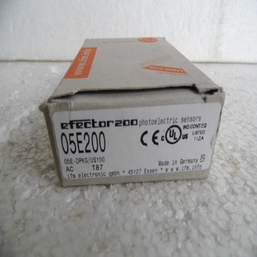 * special sales * Brand New German genuine IFM sensor O5E200 spot