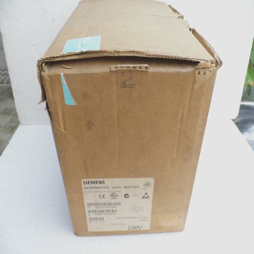 * special sales * brand new original authentic SIEMENS inverter 6SE3215-2CB40